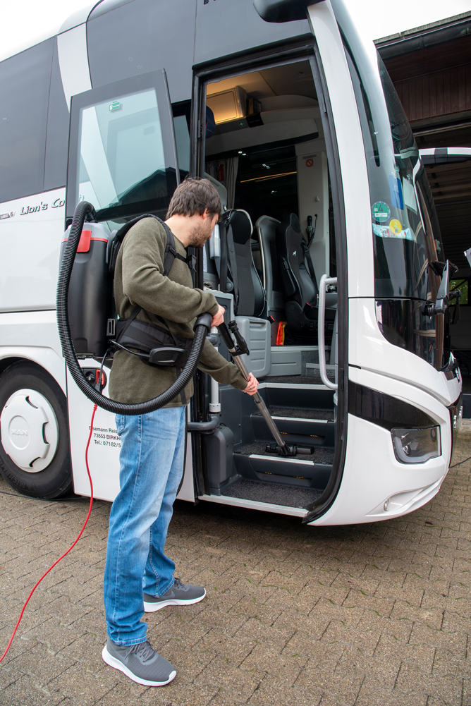 Umanjena slika proizvoda Ledjni usisivač na baterije Boostix