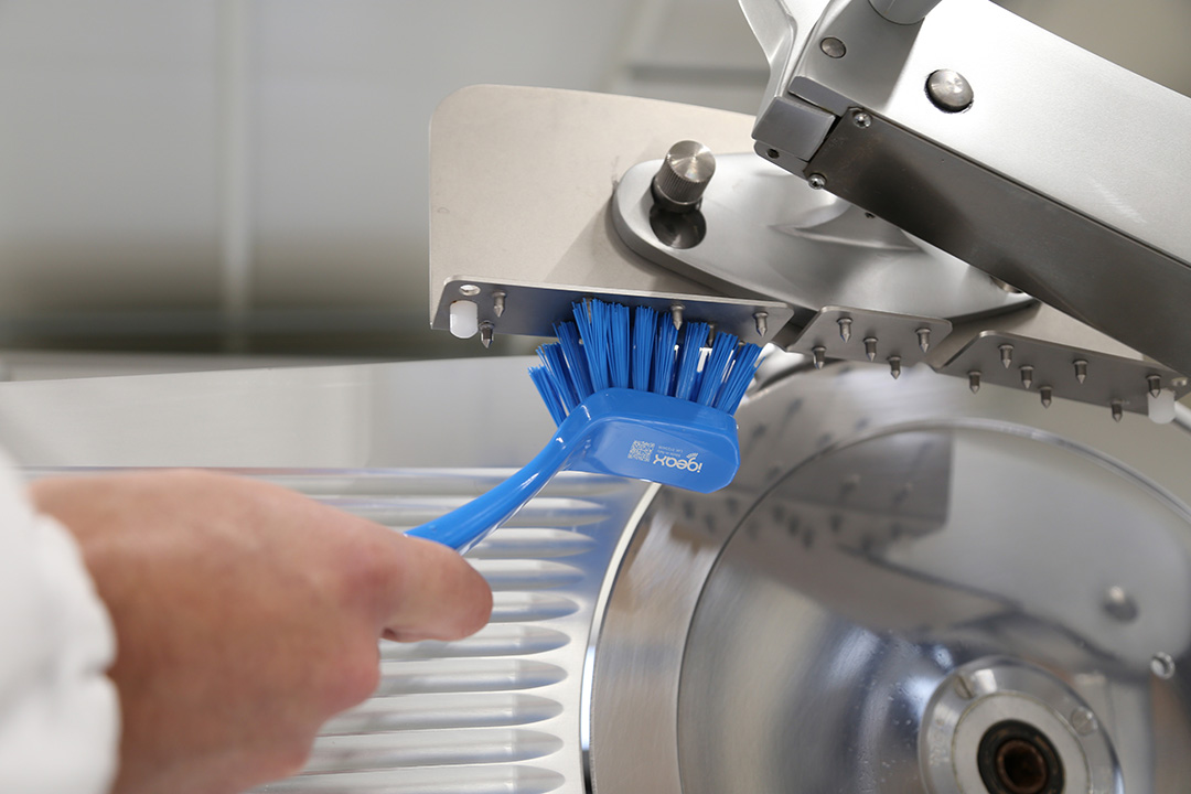 Umanjena slika proizvoda Mala ručna četka sa drškom za čišćenje u prehrambenoj industriji